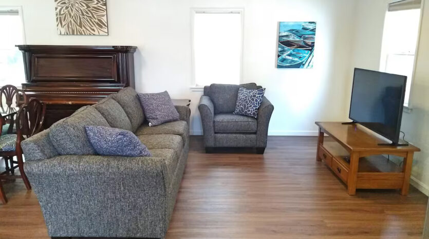 Apartment by the Bay