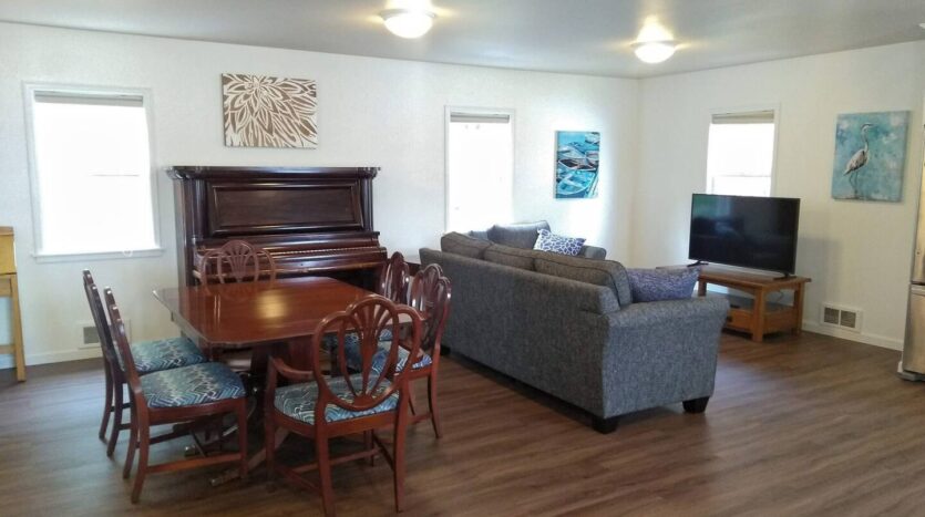 Apartment by the Bay